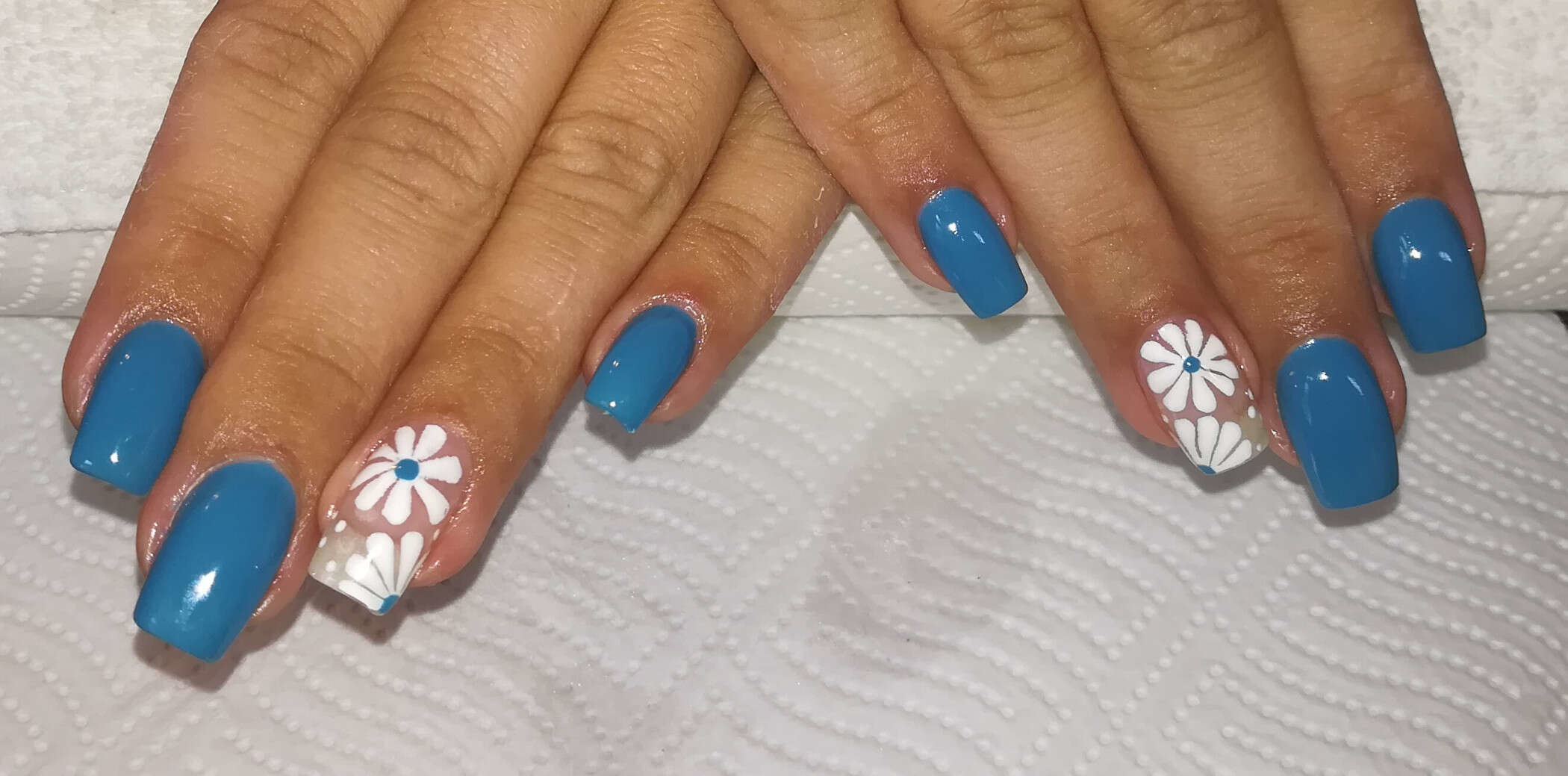 hellblaue Acrylnägel von Melinda’s Nails